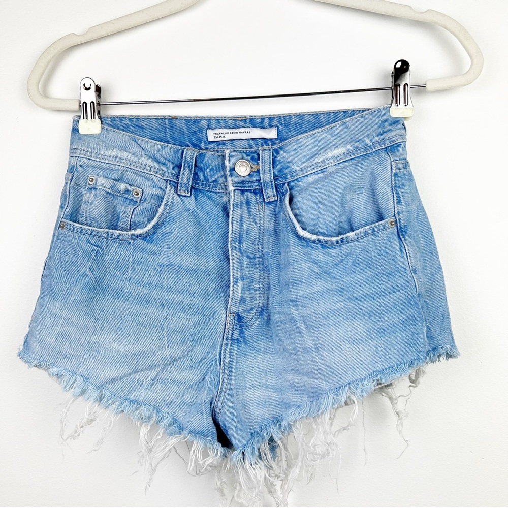 Zara Jean Shorts in Size 00